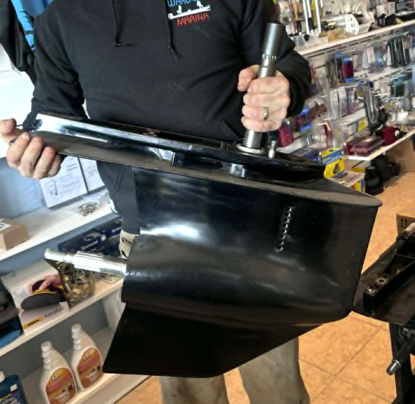 USED 8866A62 Mercruiser Bravo One XR XZ Sterndrive Gearcase Gear Housing