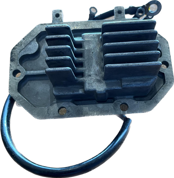 USED 584424 Johnson Evinrude Voltage Regulator Rectifier