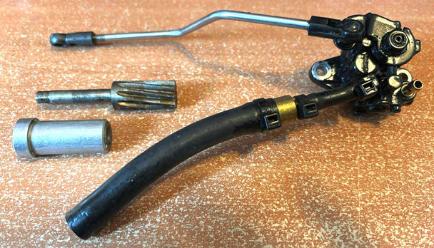 USED 818902A2 Mercury Oil Pump Assembly 30/40/50hp