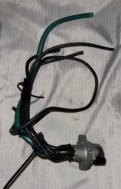 USED 8M0123145 Mercury Oil Pump Assembly 250hp