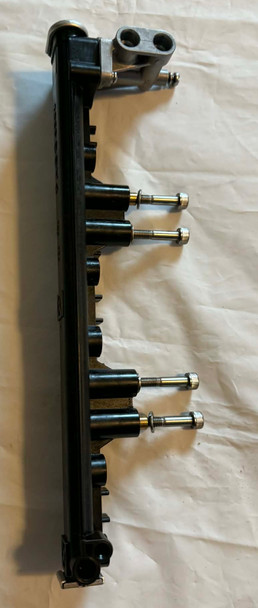 USED 827699T2 Mercury Fuel Rail 20hp