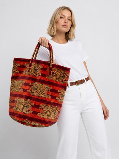 AD107-BENGAL NOMADIC RED HAMPER