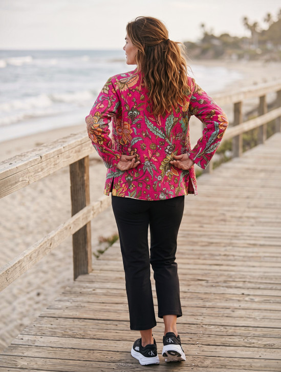 SJ-TROPICS WILD BERRY QUILTED JACKET