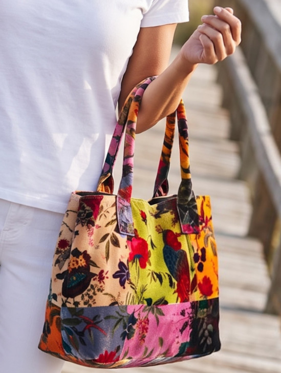 AB108B- PARADISE BIRDS MULTI HANDBAG