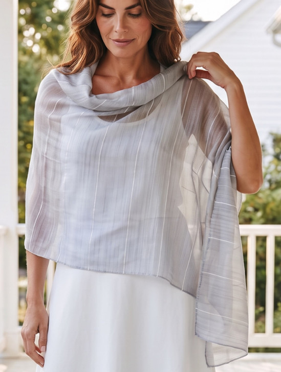 06-MADELEINE DOVE GRAY SHAWL
