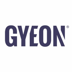 GYEON Quartz QM LeatherCleaner Strong 500 ml - Gentle Leather Cleaner Safe  for All Leather Types - Remove Dirt and Oil from All Leather to Prepare for  Protection 