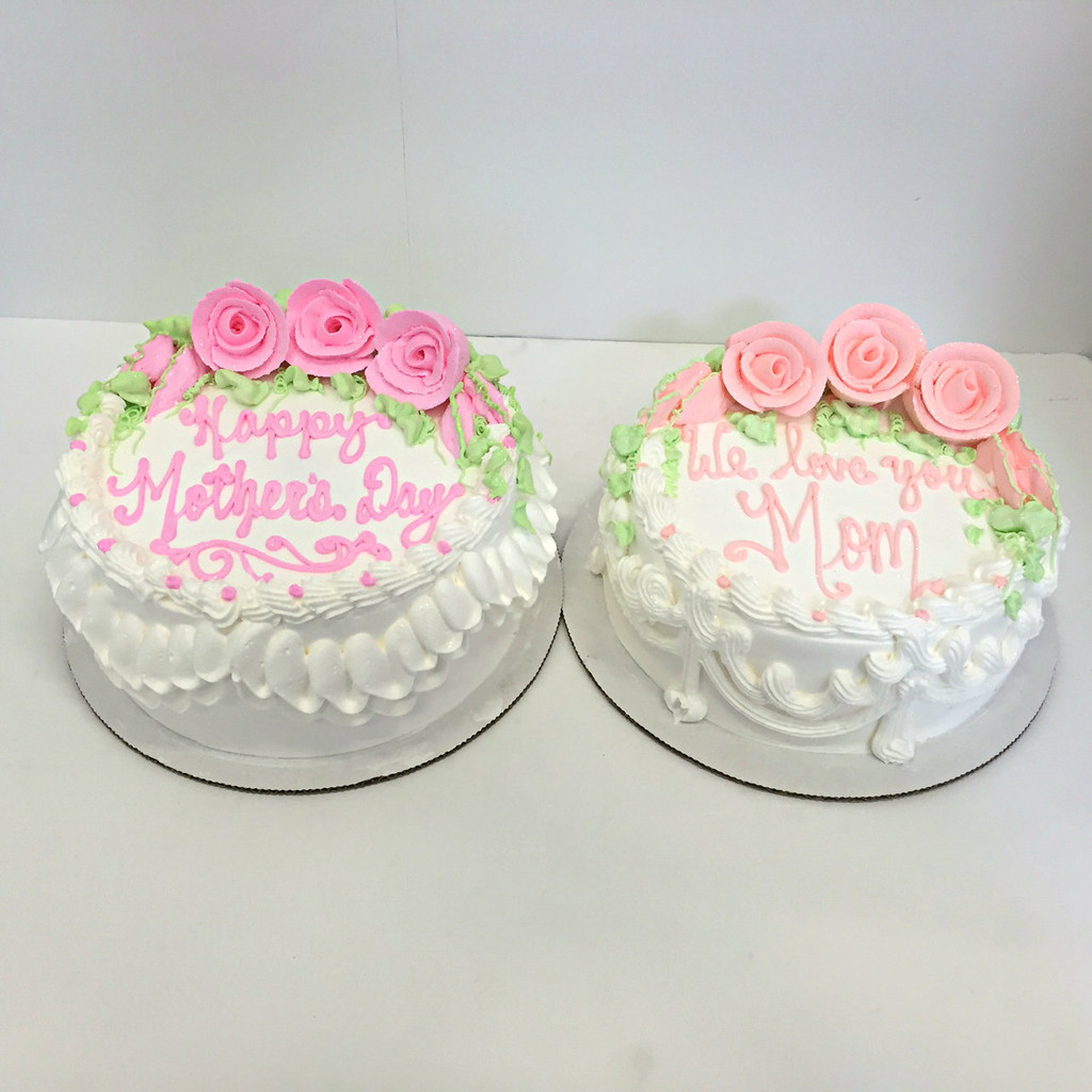 Choose the border style, message, and color of frosting roses.