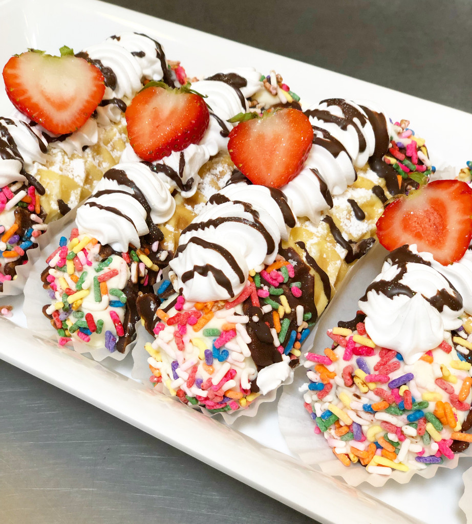 Lisa's Cannoli Box