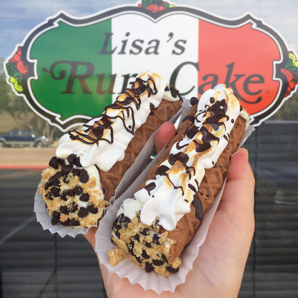 Lisa's Cannoli Trio