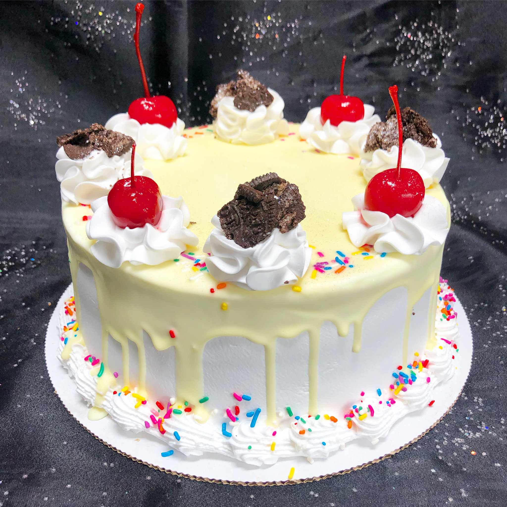 Cookies & Cream Oreo Ice Cream Cake + VIDEO