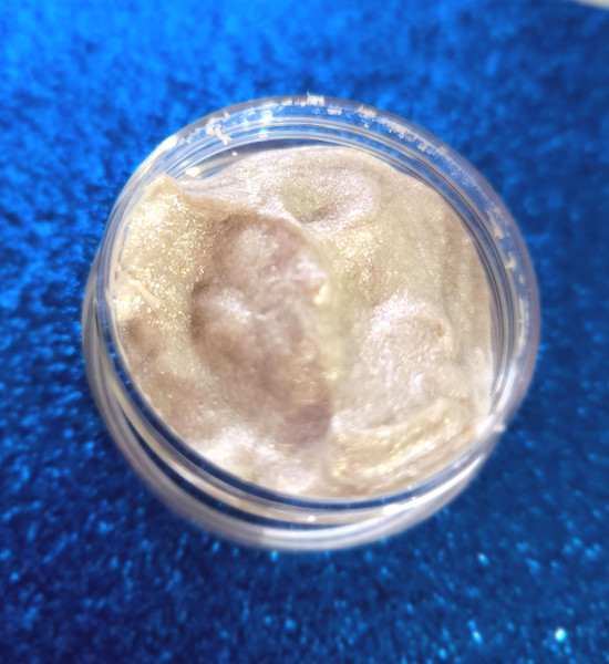 Chill Vibes Whipped Highlighter
