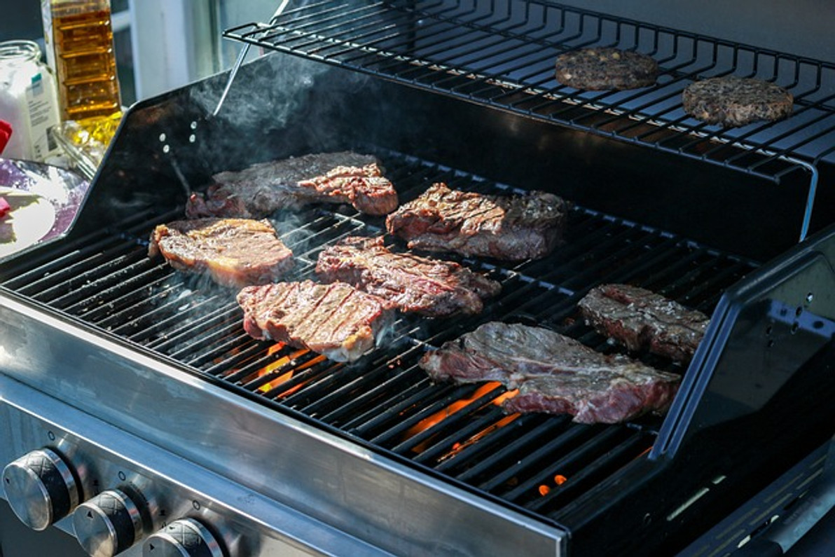 5 Safety Tips to Follow When Using a Propane-Gas Grill