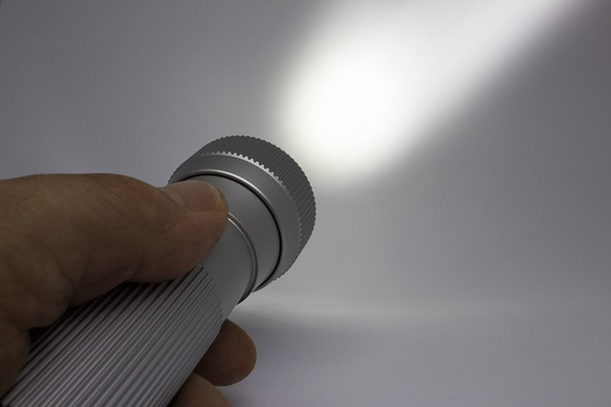 How to Choose the Right Flashlight for Work