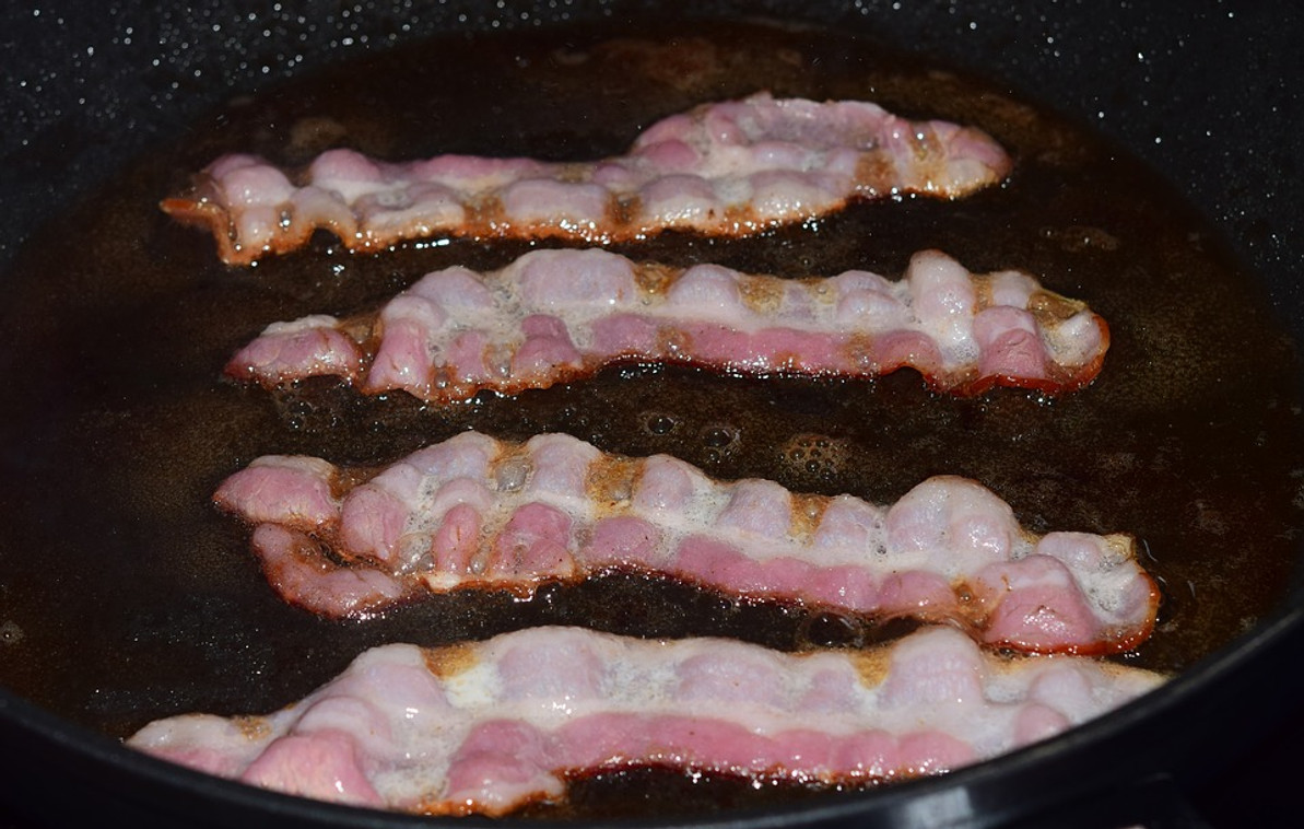 Study: Americans Eating Too Much Bacon, Not Enough Nuts