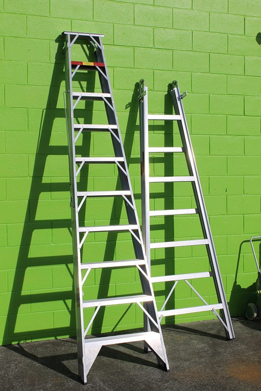 Portable Ladder Safety Tips