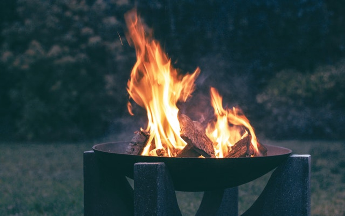 Heads Up: Make Sure Your Fire Pit Is 10+ Feet Away From Your Home 