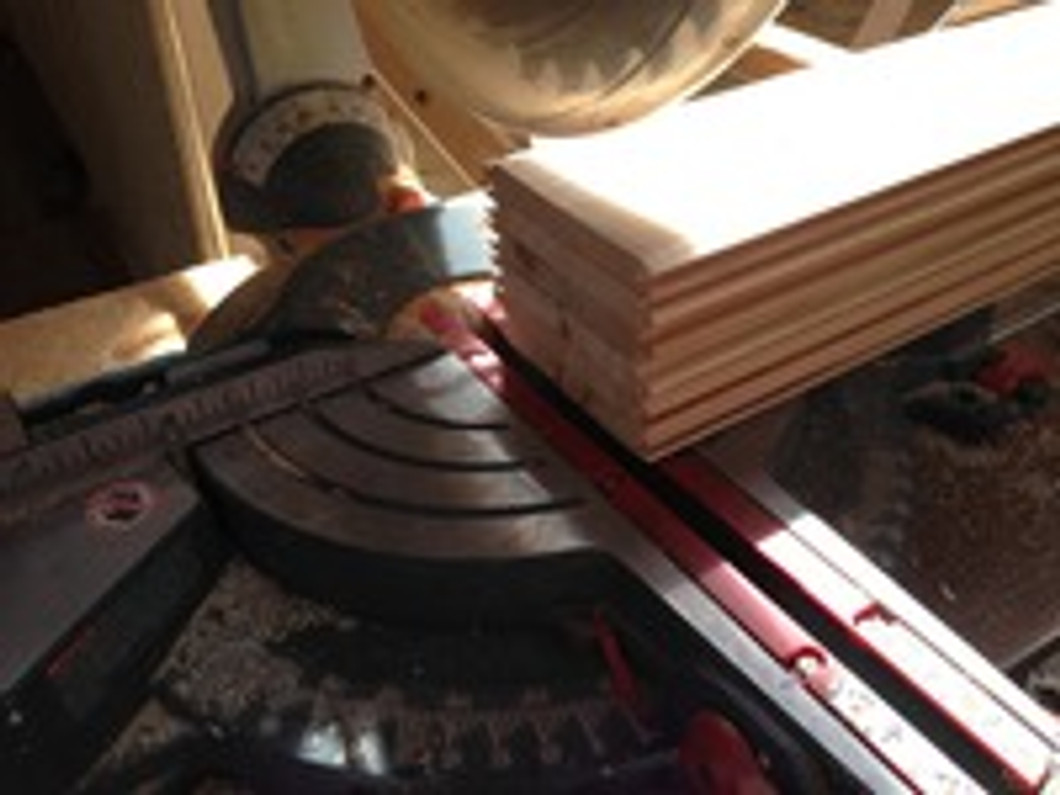 How to Safely Change a Miter Saw Blade