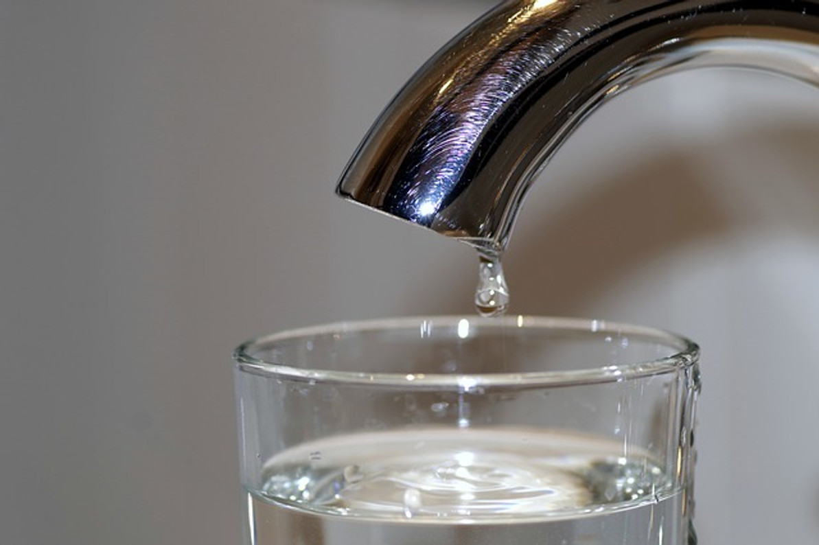 5 Reasons to Drink Filtered Tap Water Instead of Bottled Water