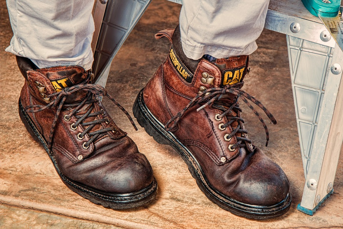 Tips on Choosing the Right Work Boots