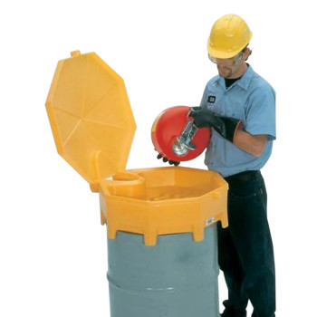 UltraTech 0499 Global Funnel With spout and Hinged Cover. Shop now!