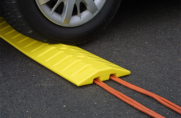 Buy Eagle 1792 Speed Bump Cable Crossing Unit Poly Curb Ramp - Yellow today and SAVE up to 25%.