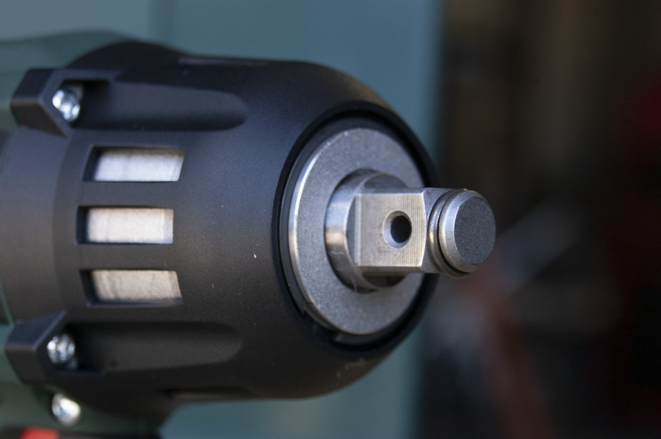 The Dos and Don'ts of Using an Impact Wrench