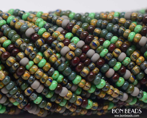 8/0 Aged Gemini Striped Picasso Mix (1/4 Kilo)