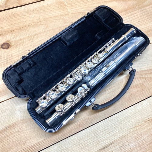 Certified Pre-Owned Yamaha Advantage Flute - YFL-200ADII - 2-Year Warranty