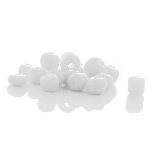 White - 15g Ceramic Glass Seed Beads Size 3mm 8/0