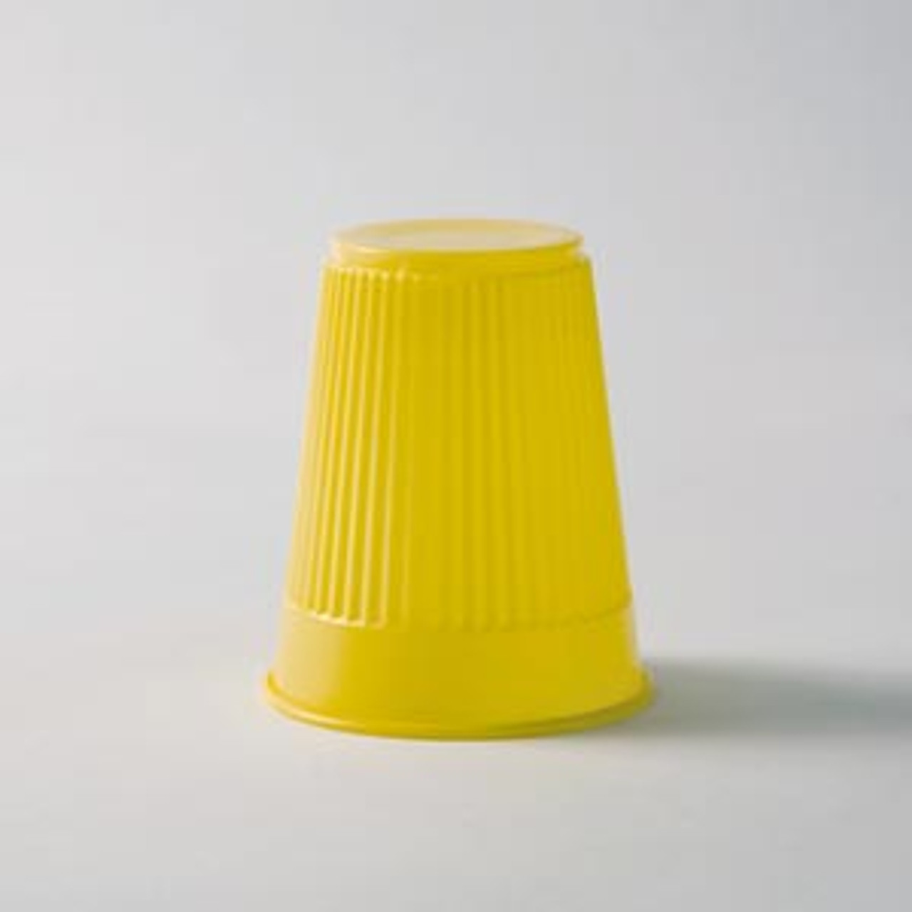 Tidi Plastic Drinking Cup Yellow, 5 oz, 100/bg, 10 bg/cs