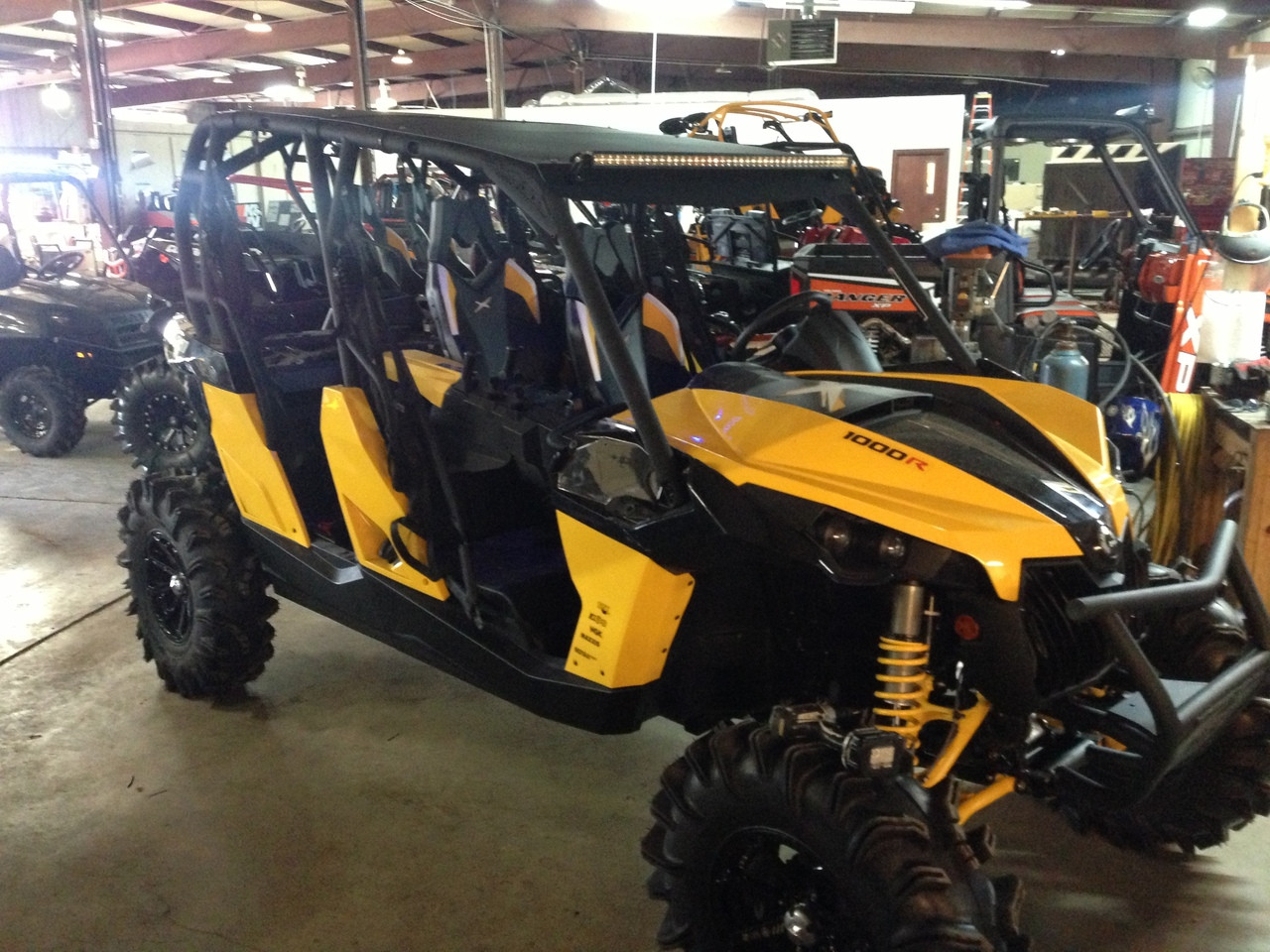 Can Am Maverick Max roof