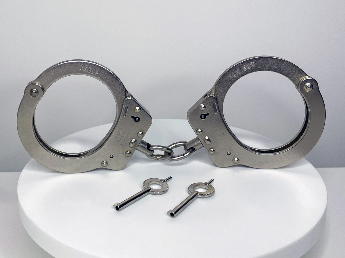 TCH Model 800 Standard Nickel Handcuffs
