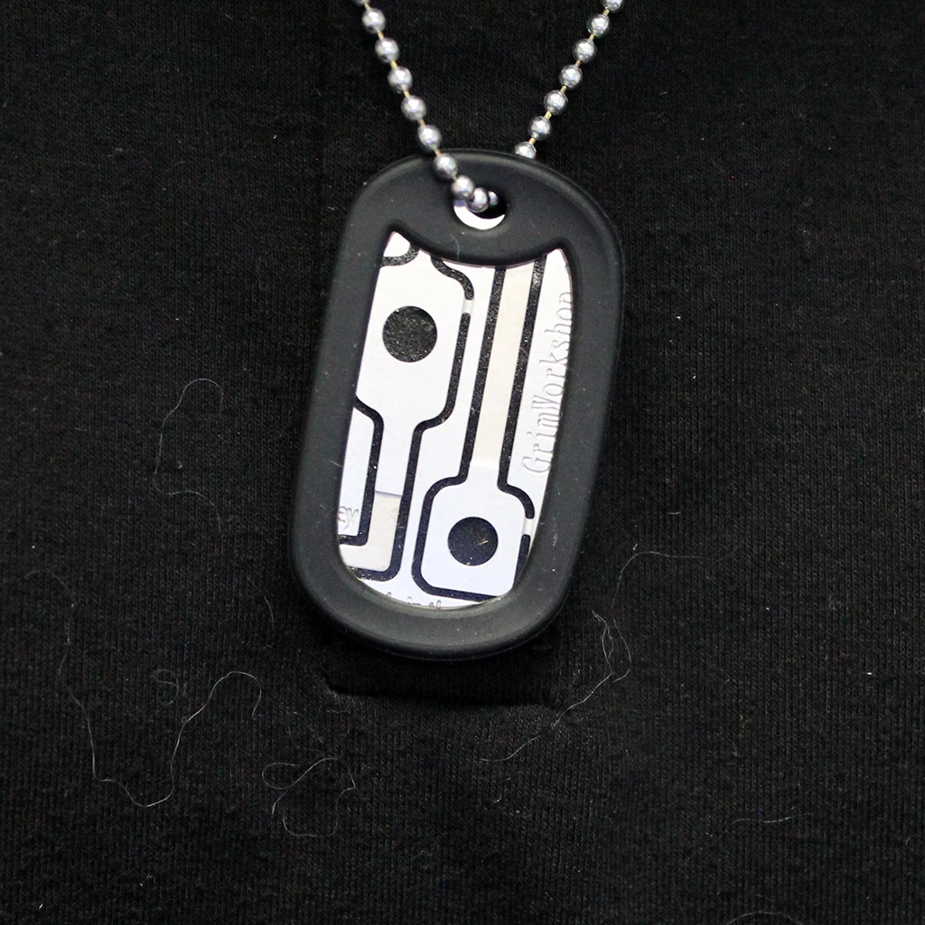 Handcuff Escape and Evasion Dog Tag