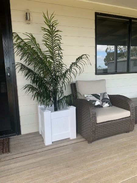 DIY easy assembly of PVC planter boxes - Fence Guru | Fencing Suppliers Australia-wide – Since 2014