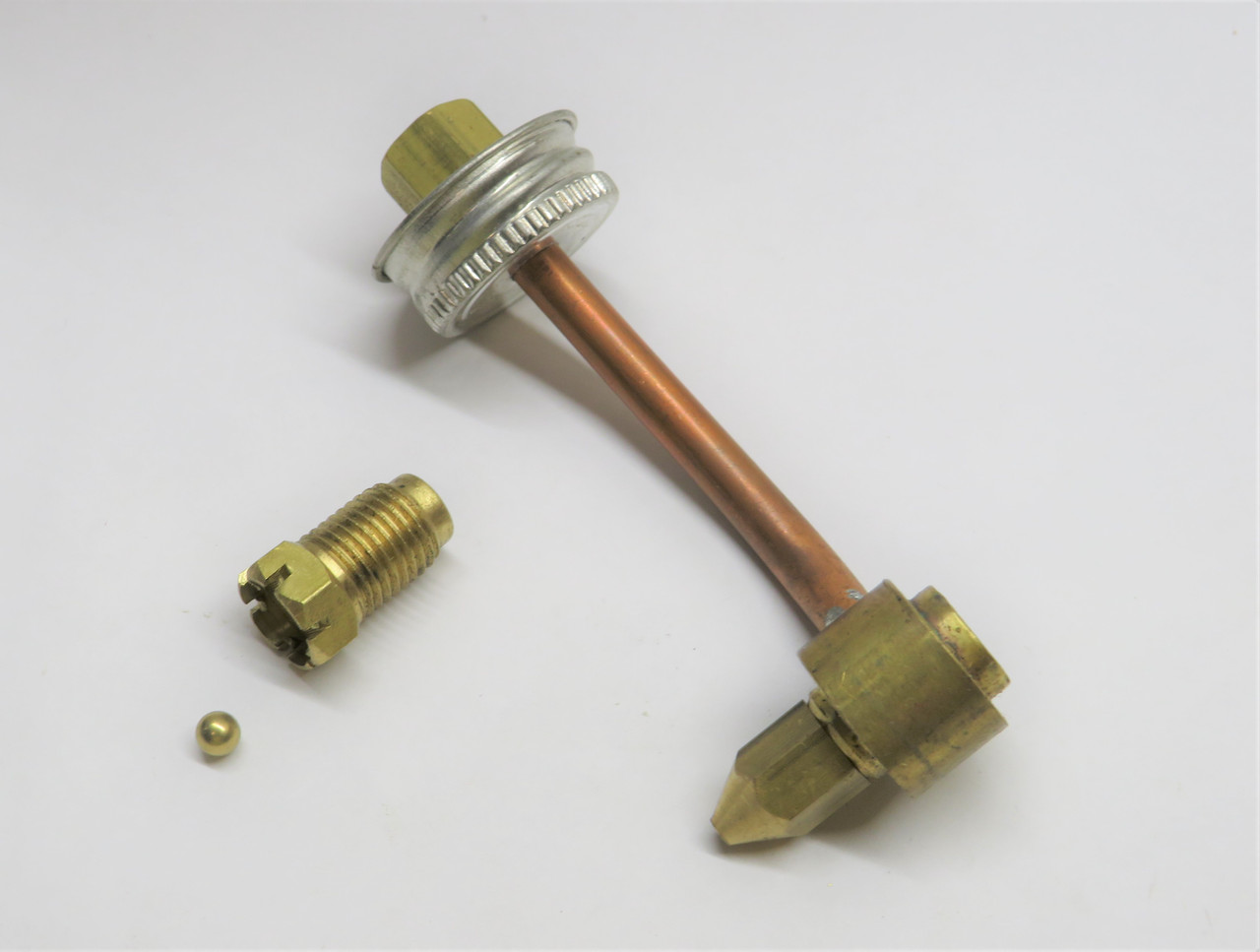 Carb Check Valve & Jet, Fairbanks Spark Plug (Dishpan)