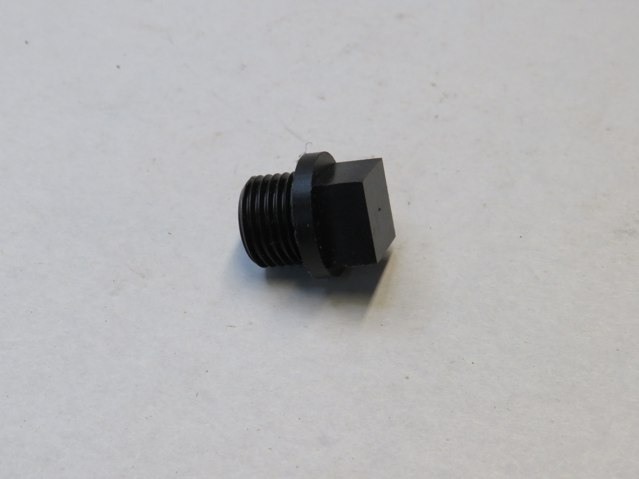 Drain Plug, John Deere 6 hp