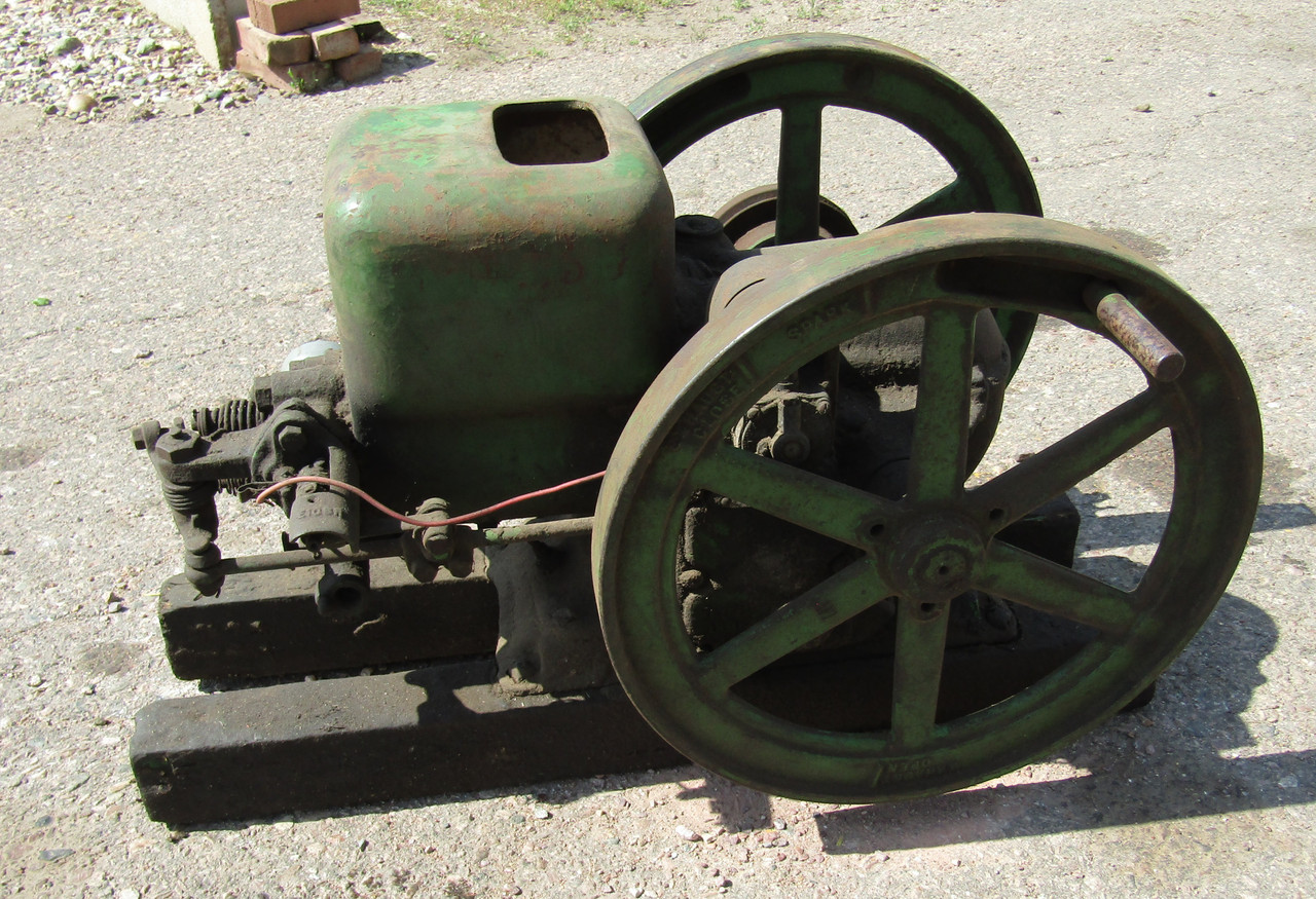 John Deere 1.5hp Engine #111