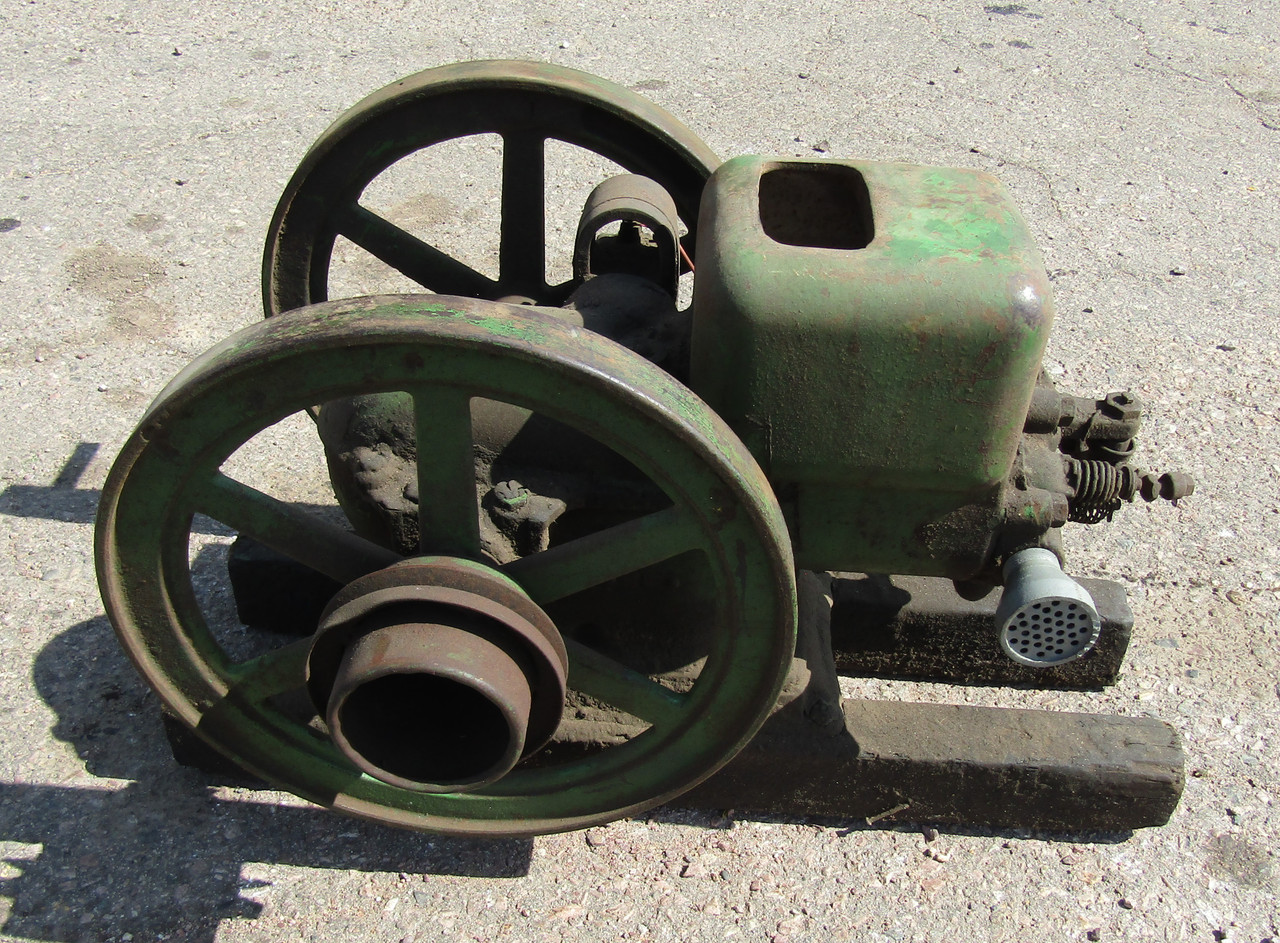 John Deere 1.5hp Engine #111