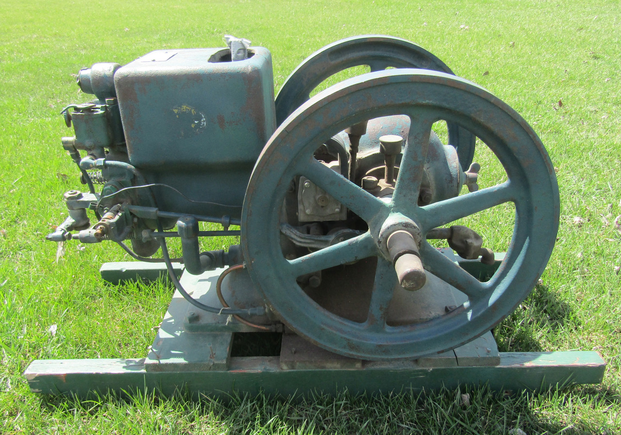 International M 1 1/2 HP