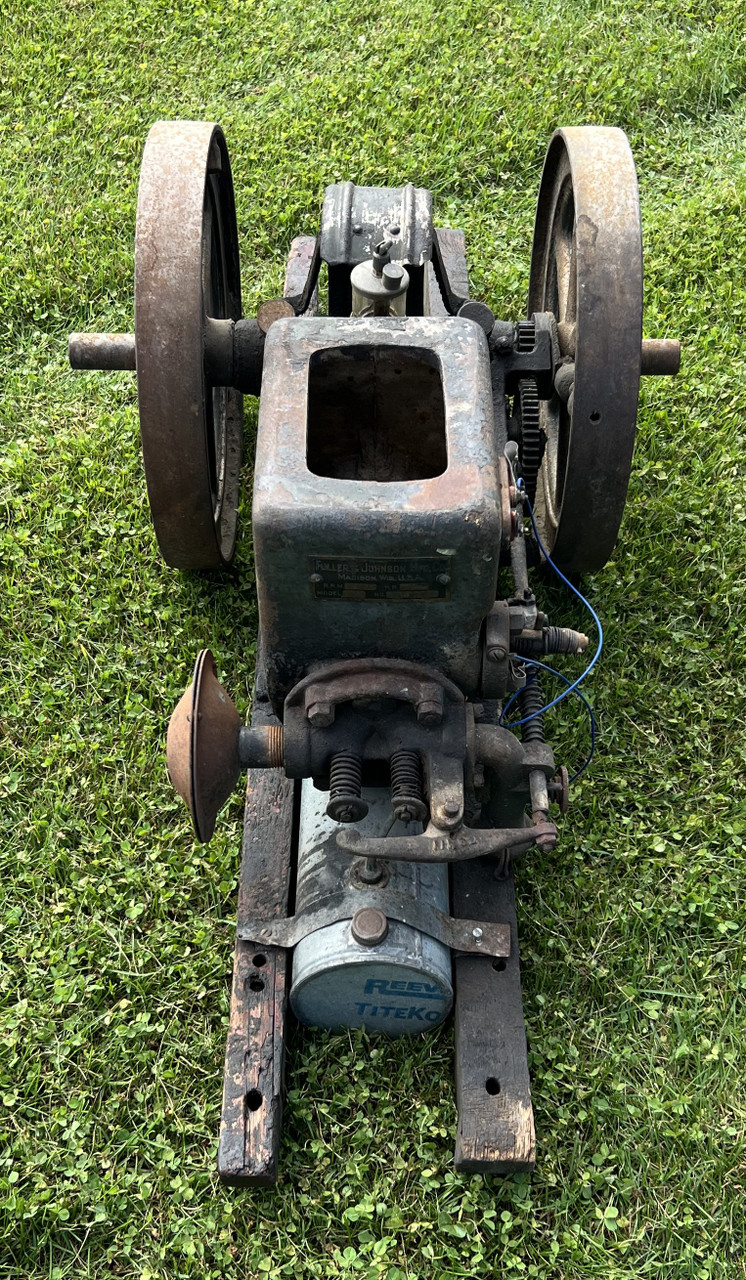 2 hp Fuller & Johnson Hit & Miss Engine #620