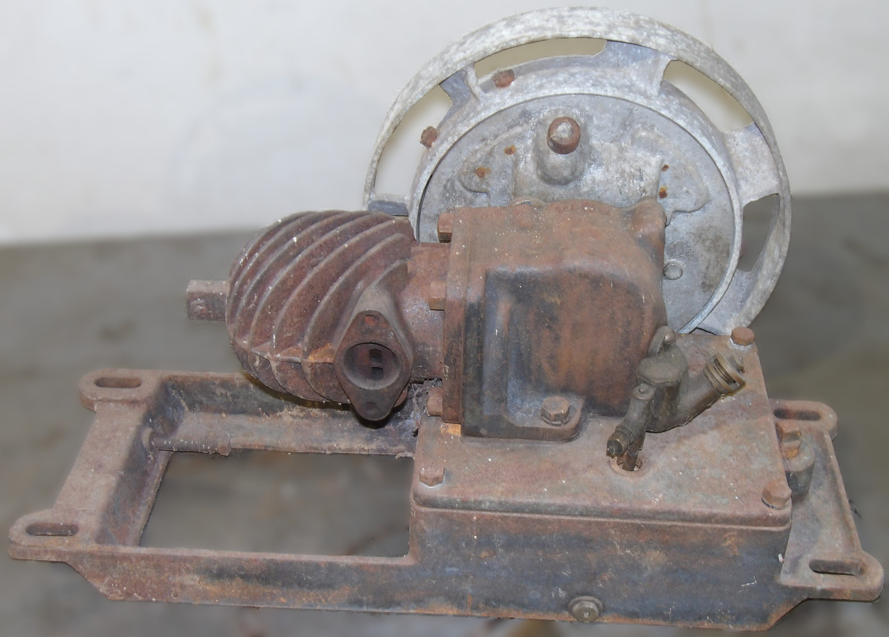 82 Maytag Gas Engine #640