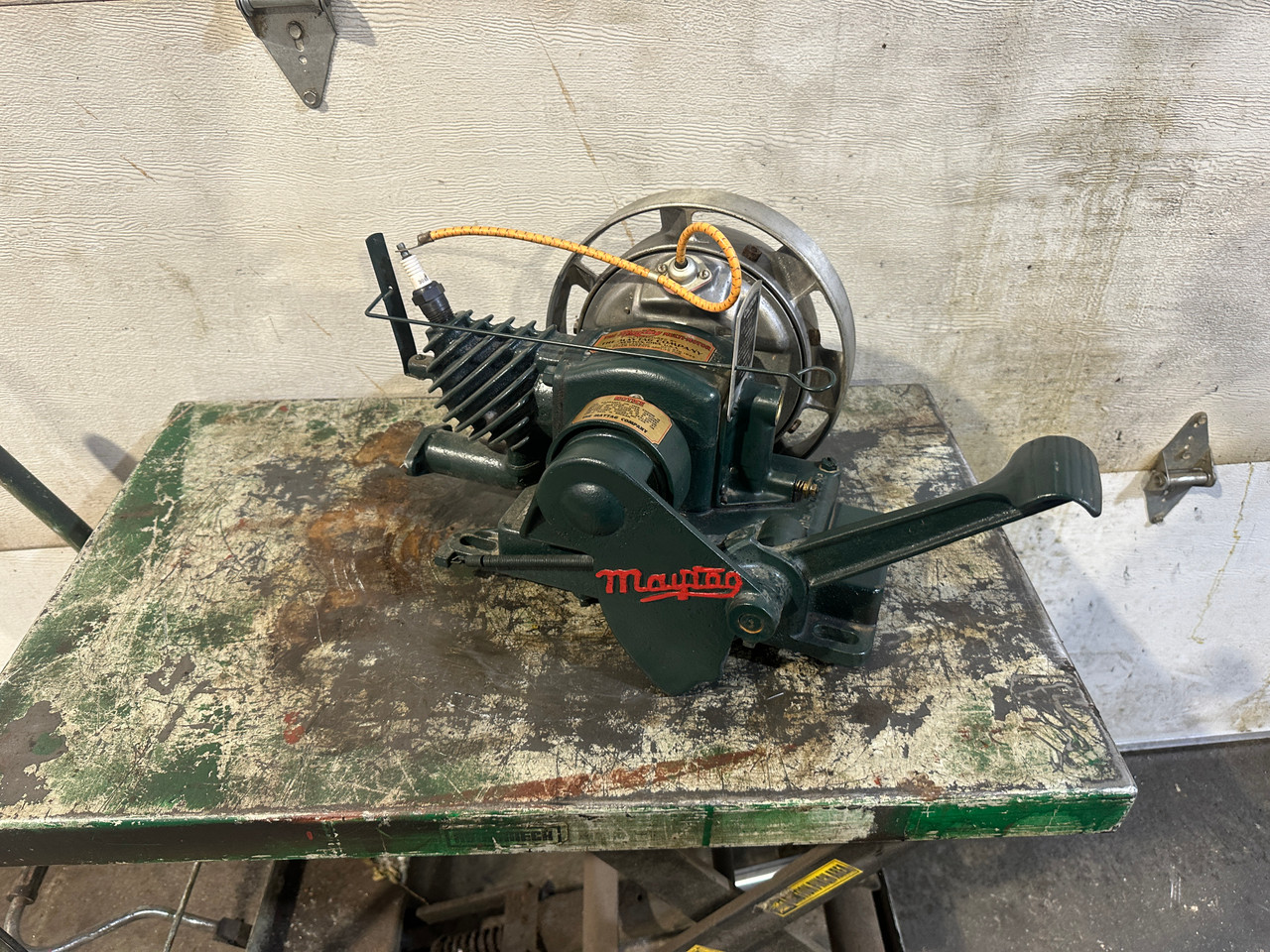 Great Running Maytag 92 Single Engine #704