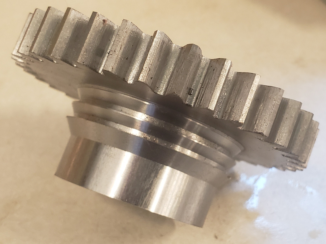 Gear, Mag, 35 tooth, JD 6 hp Steel