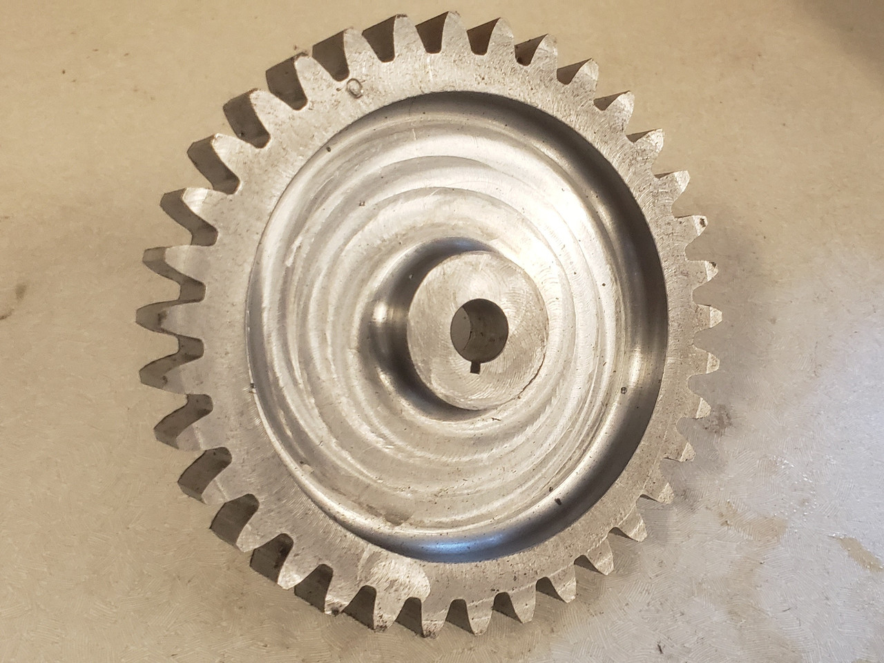 Gear, Mag, 35 tooth, JD 6 hp Steel