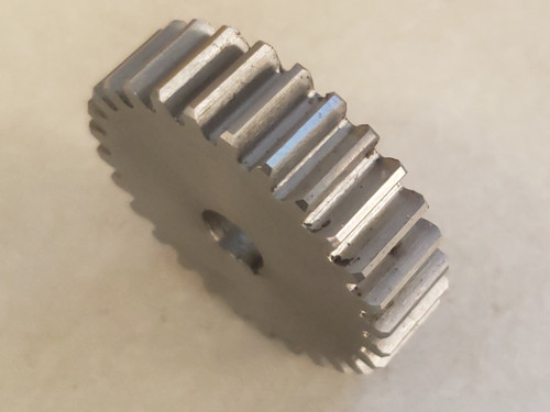 Gear, 28 tooth,  IHC Titan 1 hp