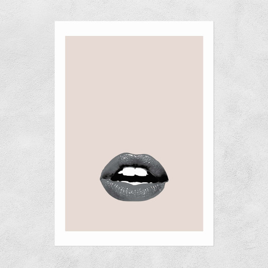 Lips Nude