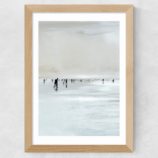 Beachy Wide Oak Frame