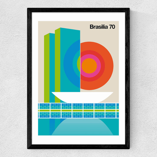 Brasilia 70 Medium Black Frame