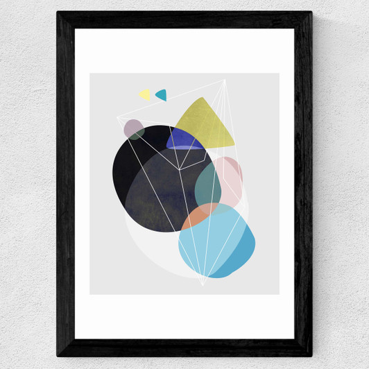 Graphic 173 Wide Black Frame