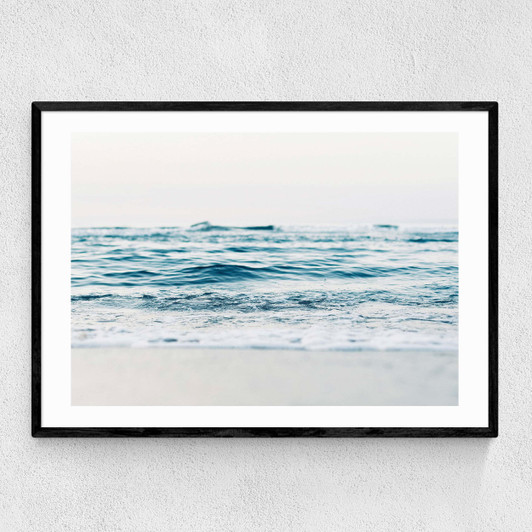 Shore Narrow Black Frame
